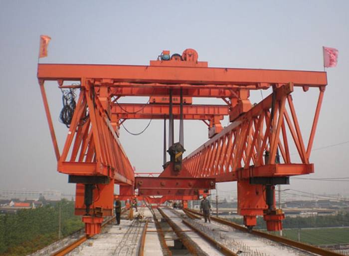 架橋機(jī)上面的安全系統(tǒng)有什么用？工程師說跟飛機(jī)上的黑匣子一樣