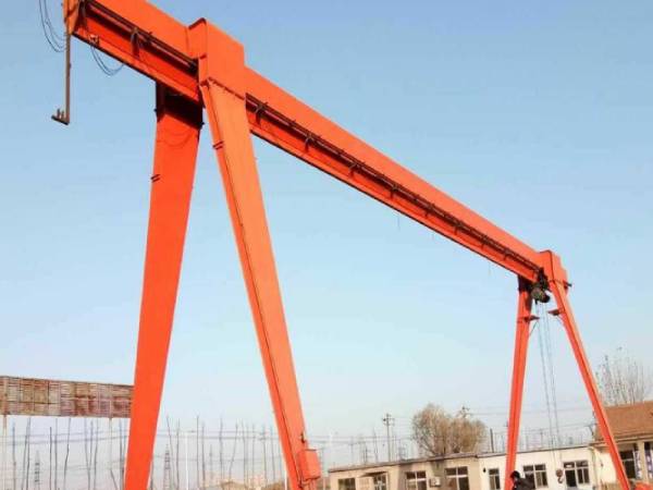 龍門吊門式起重機(jī)操作中如何確保環(huán)境保護(hù)？